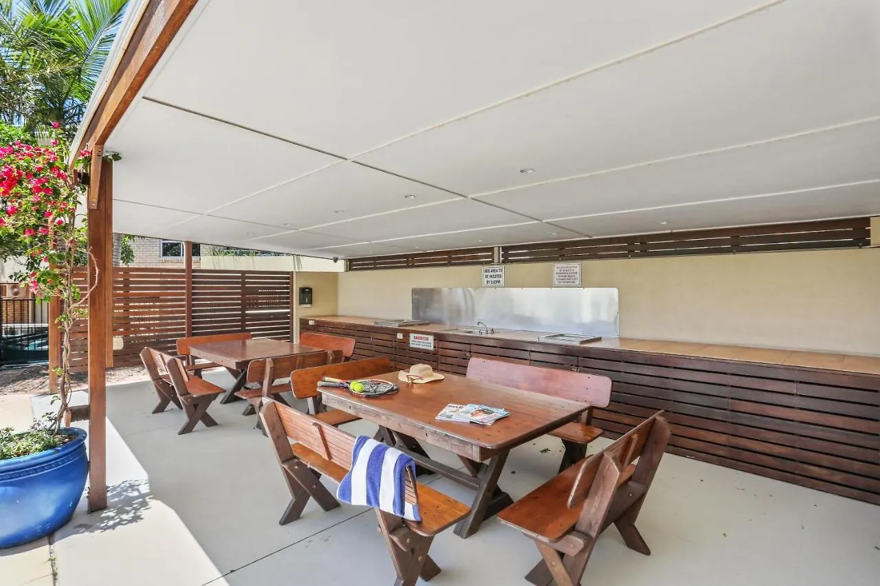 Spectrum Holiday Apartments Gold Coast Aparthotel