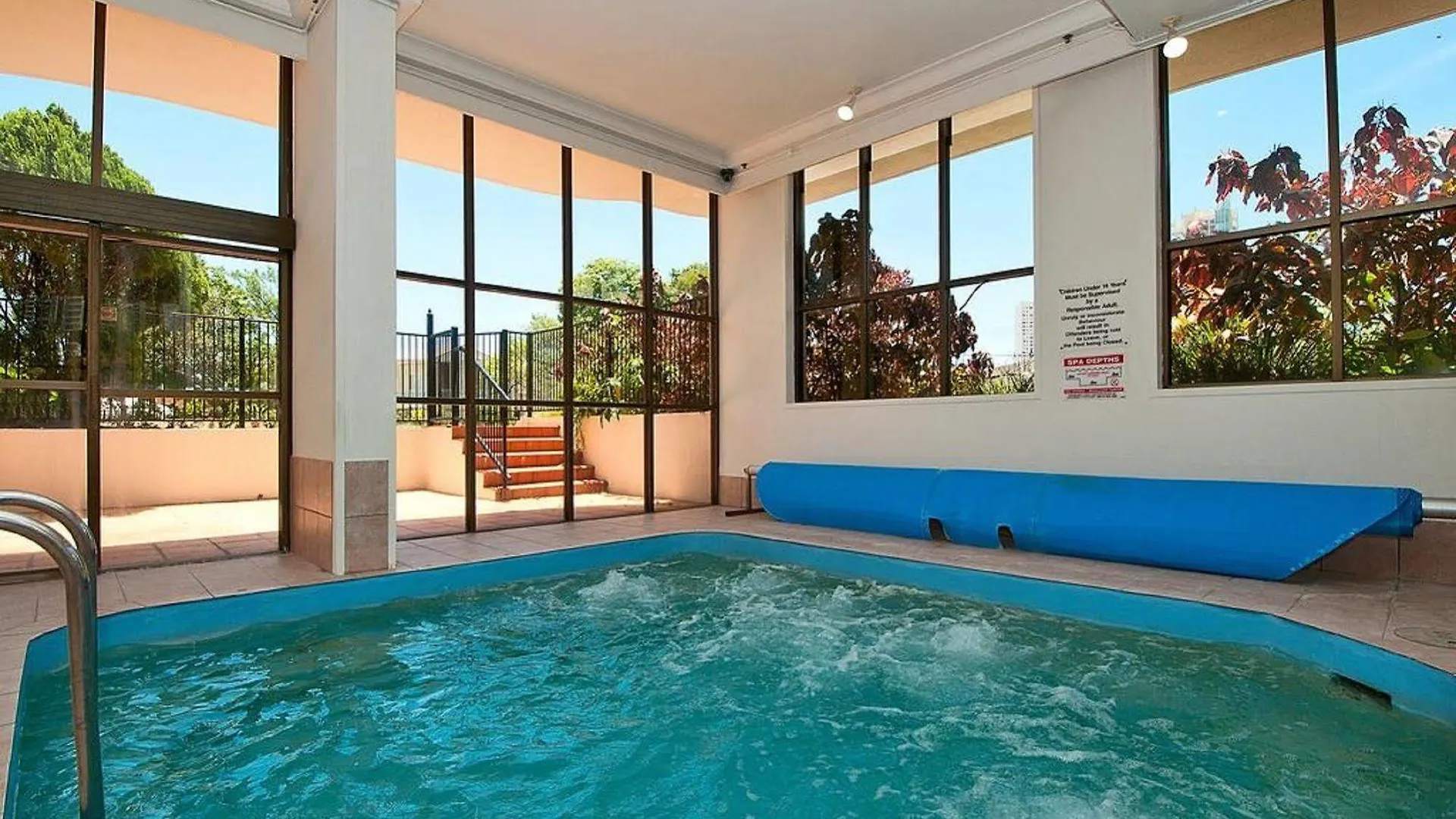 Spectrum Holiday Apartments Gold Coast 3*,  Australia